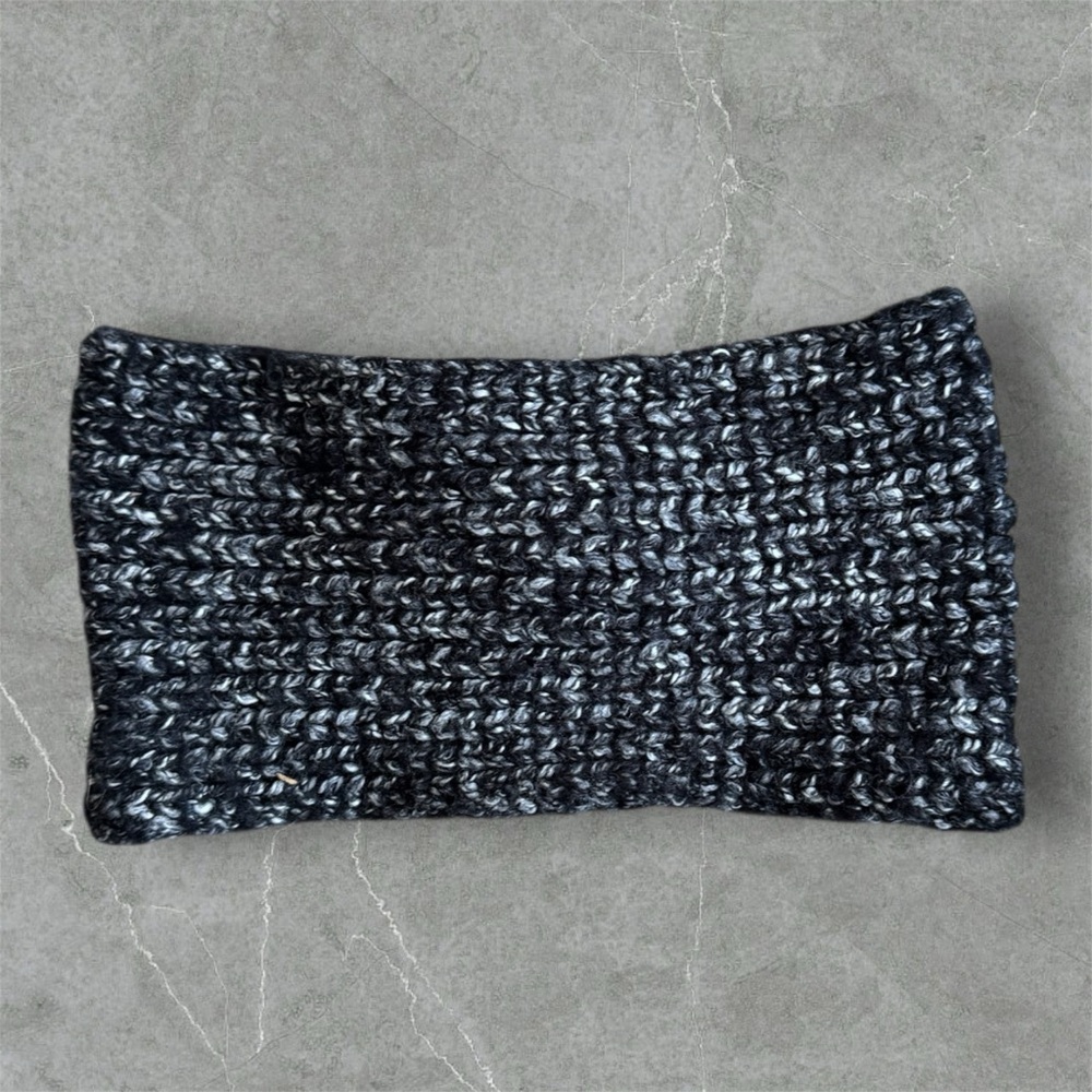 2 for $30 ๐Elegant Charcoal Hand Knit Headband - Picture 7 of 15